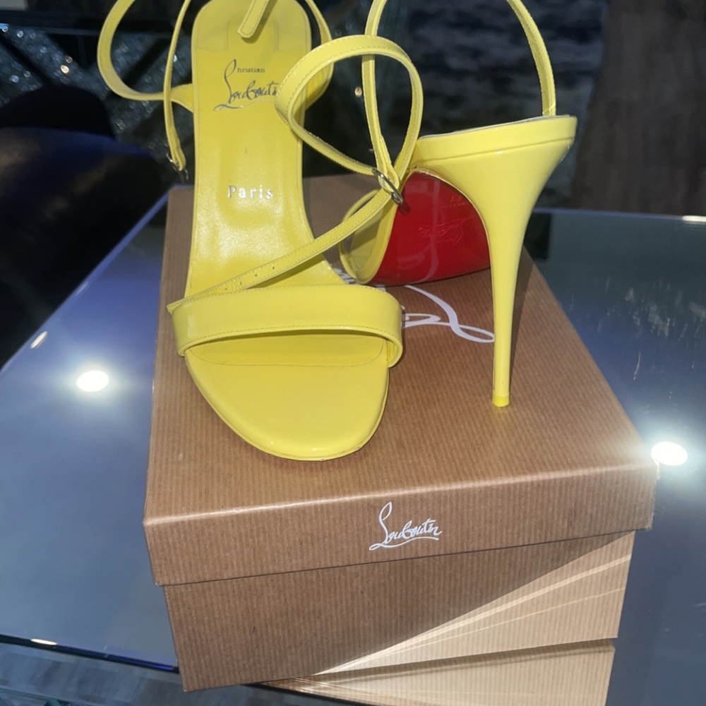 Yellow sandal Louboutin Red Bottom